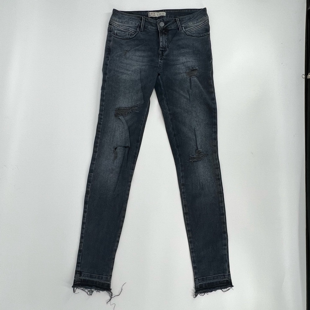 Zara Z1975 Distressed Rough Hem Skinny Jeans Size 2 Women’s